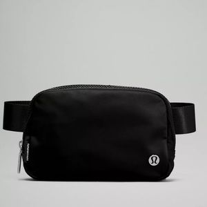 Lululemon belt bag